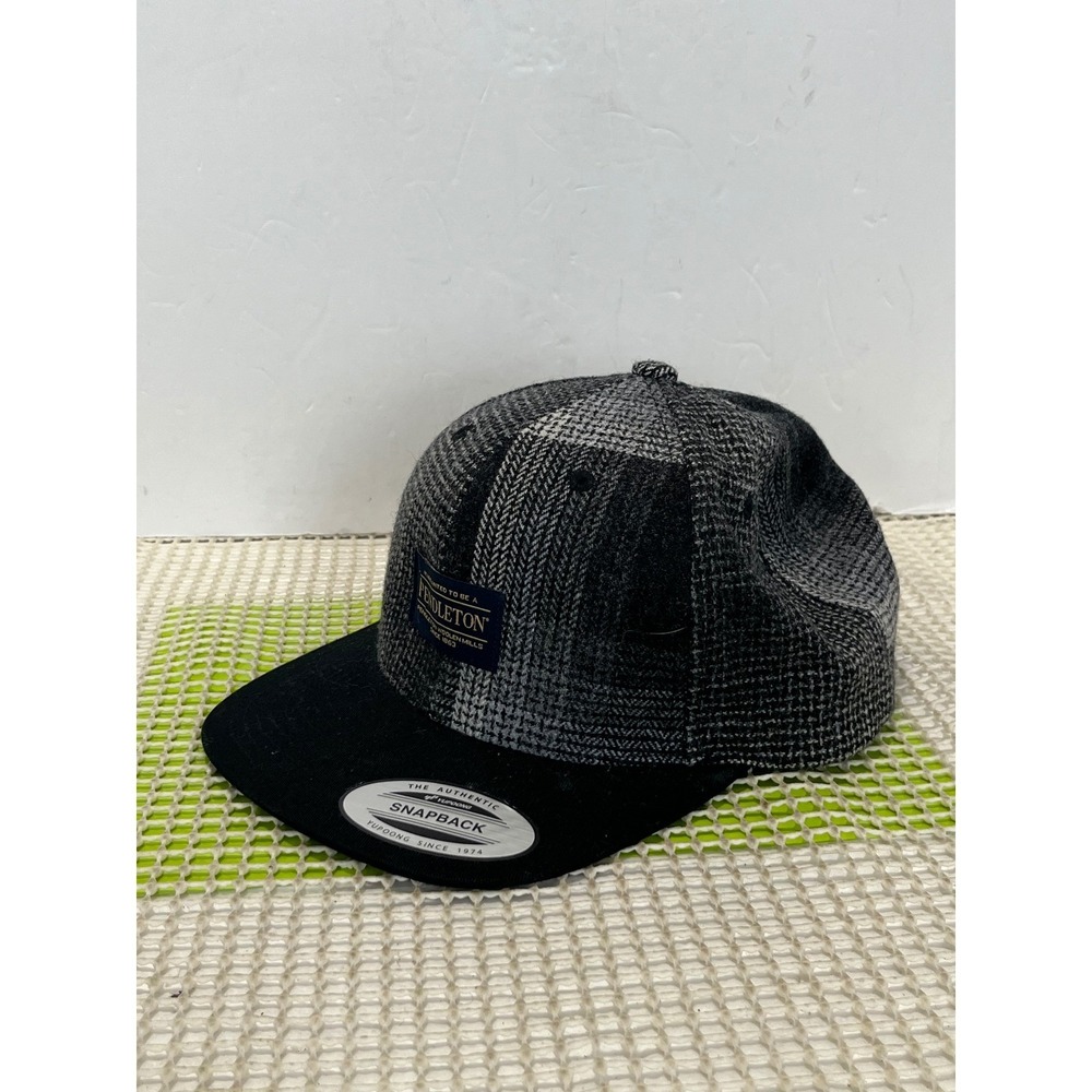 Pendleton Snapback Hat men's OS Grey Black Plaid Wool Blend Flat Brim Cap
